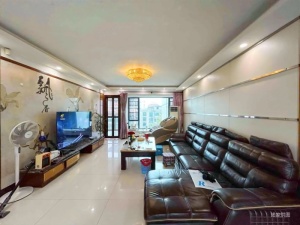 欧柏美地 5室2厅 154.84㎡ 精装_珠海香洲区新香洲二手房图片