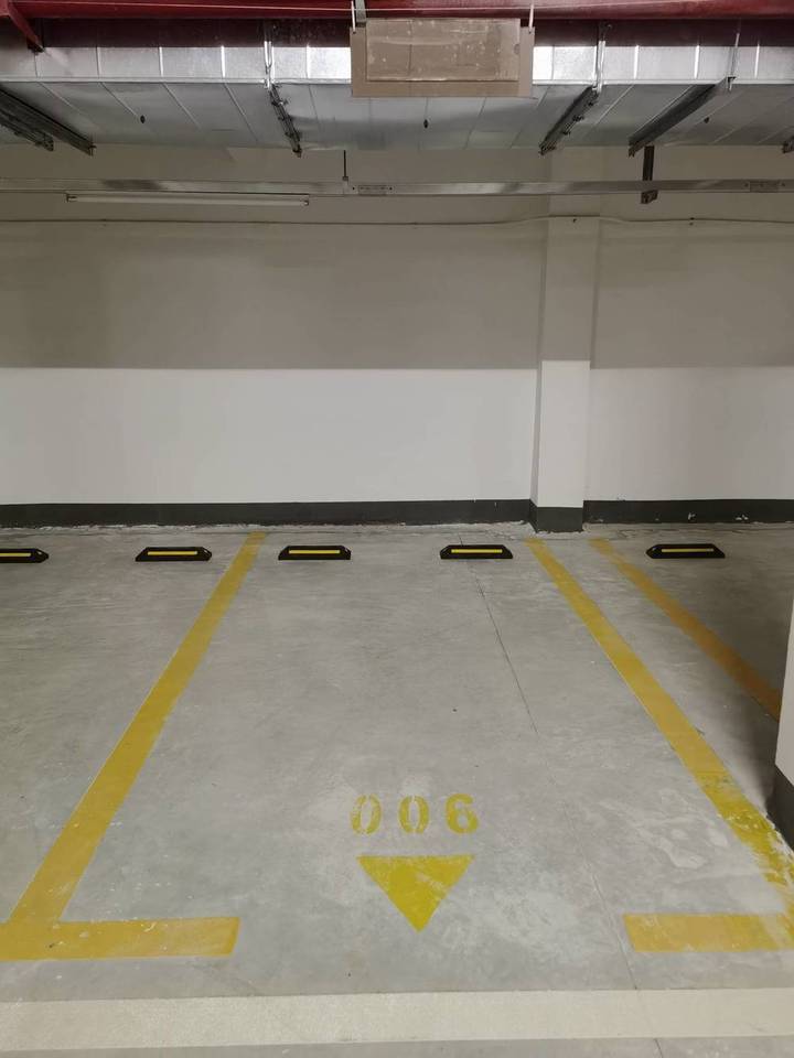 中山市坦洲镇沙坦南路61号香槟花园1-5栋\8-9栋地下车库006号小车位的房地产法拍房图片2