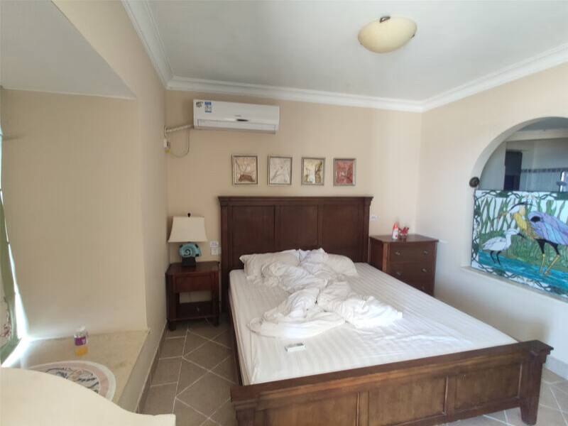 惠东县平海镇南门海地段万科双月湾花园一期A4栋2单元8层01号房法拍房图片6