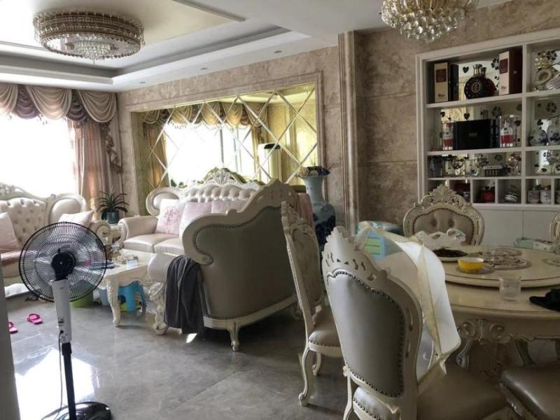 耒阳市蔡子池街道办事处五一东路与蔡伦中路交汇处国贸新城1幢2827室住宅用房法拍房图片3