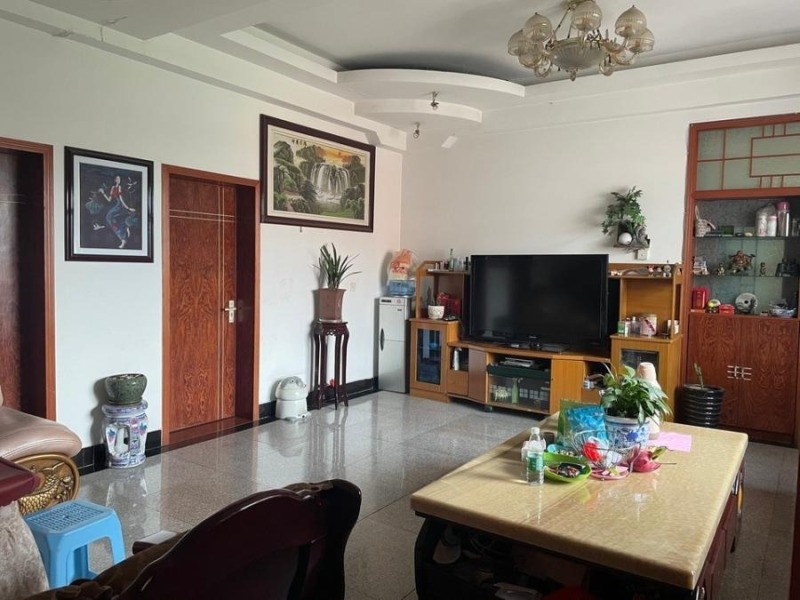 新区晋兴东路晋兴社区401、103法拍房图片1