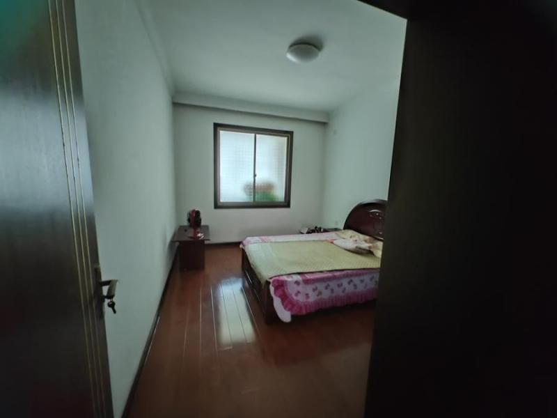 南省衡阳市雁峰区白沙洲街道白沙大道73号慧园名苑B栋404室法拍房图片5