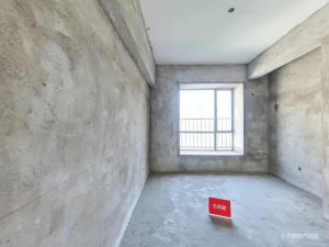 群英华庭 8室3厅 295㎡ 毛坯_中山火炬开发区太阳城二手房图片