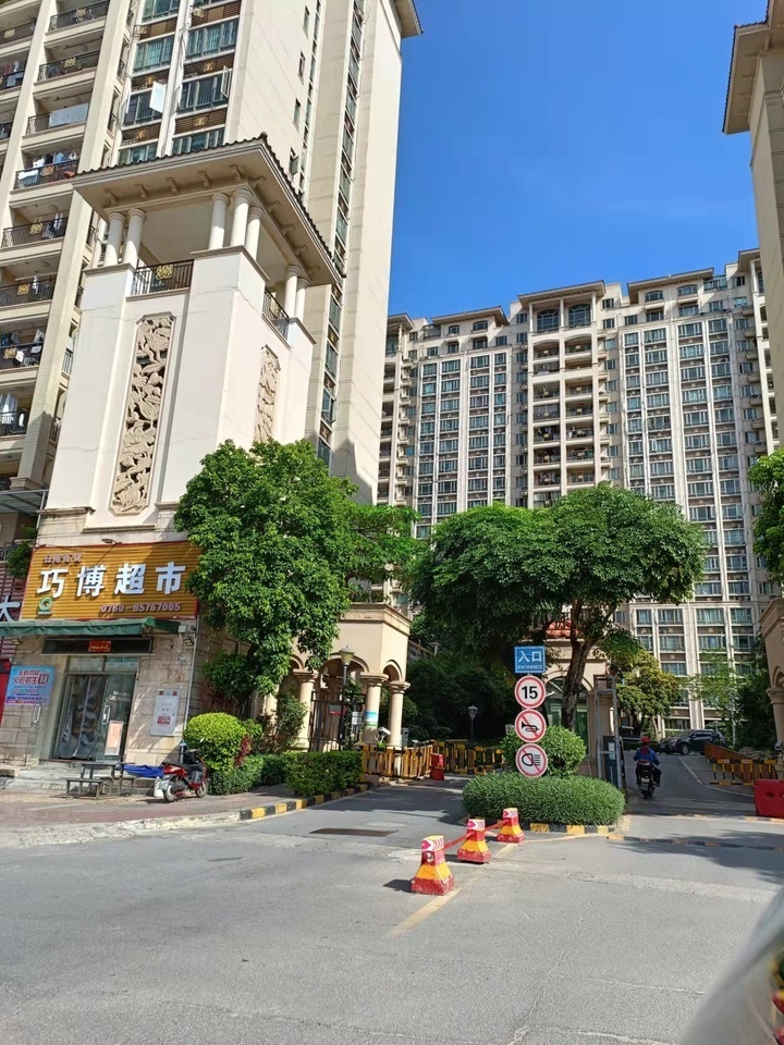 中山市坦洲镇碧源路1号锦绣丹枫苑6座1201房法拍房图片3