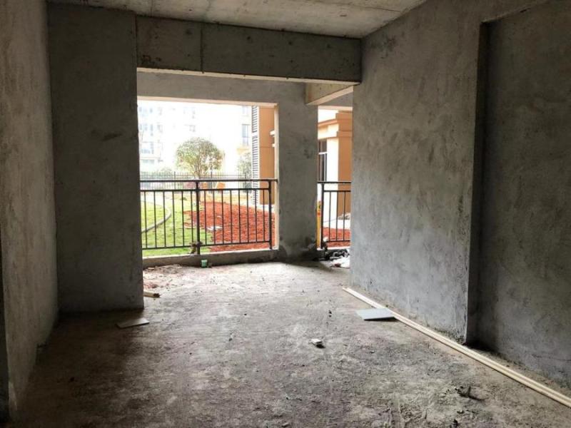 耒阳市余庆街道高铁站旁金谷水郡小区C3栋112室住宅用房法拍房图片3