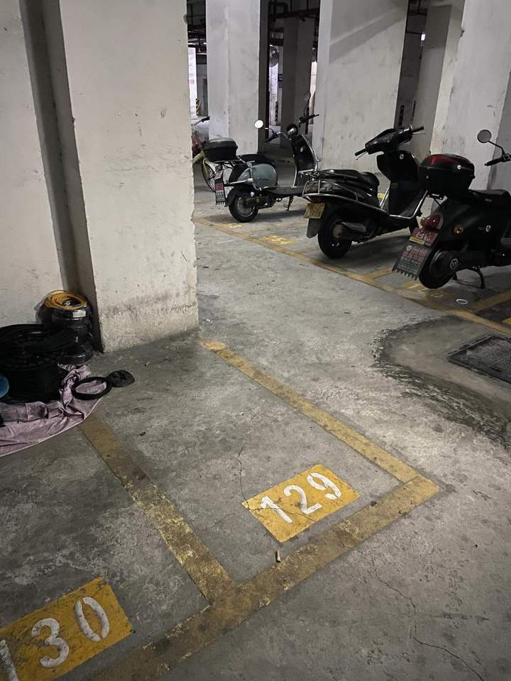 中山市横栏镇顺兴南路昌泰街3号丽港花园15-36幢129号摩托车位的房地产法拍房图片3