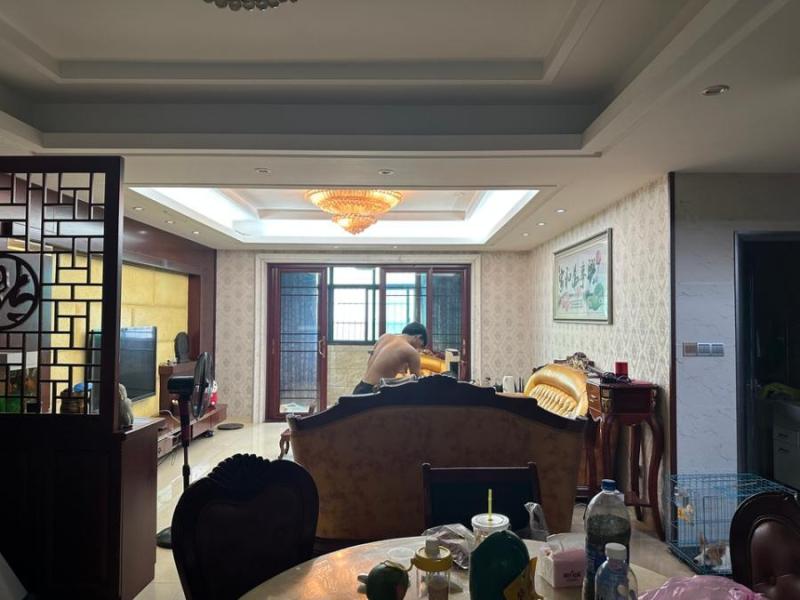 衡阳县西渡镇城西路110号越富家园A栋1601室法拍房图片5