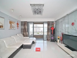 远洋城鎏金山别墅 3室2厅 134㎡ 精装_中山东区街道博览中心二手房图片