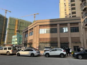 江西省赣州市赣县区梅林镇章贡路12号彩虹城二期1栋2-5号商铺_赣州法拍房图片